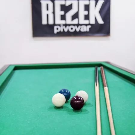 Rezek *